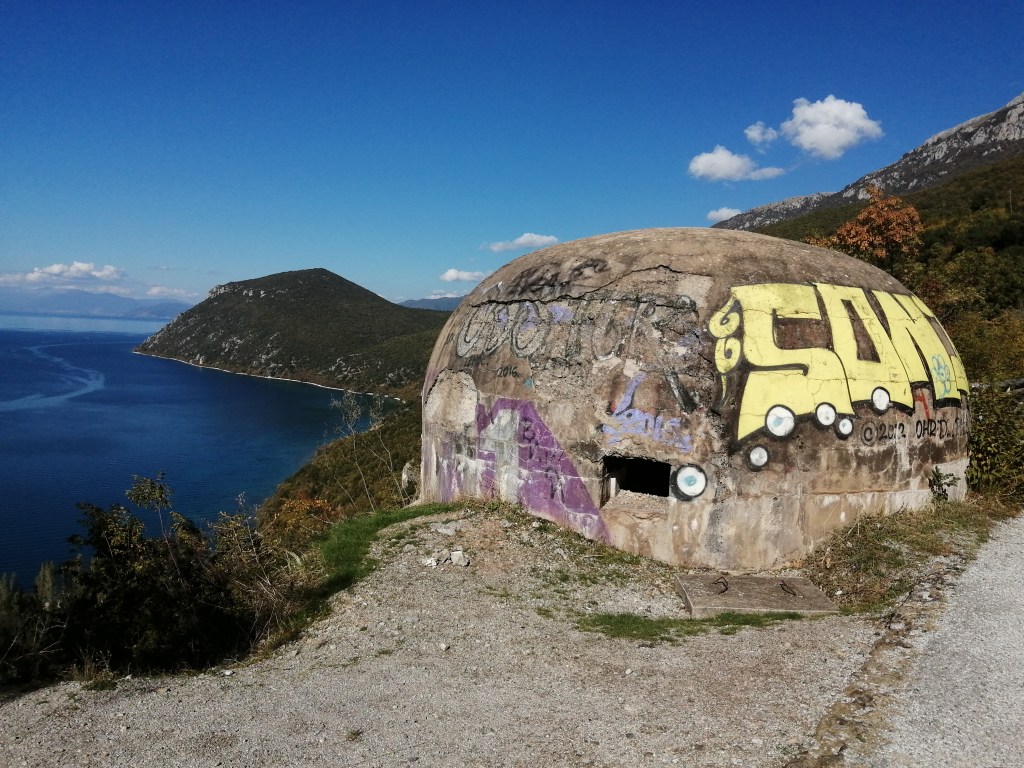 Vers la lac d'Ohrid